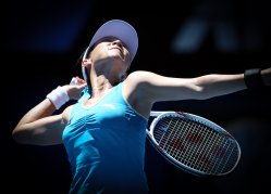 7 Tennis Tips To Make You More Money - OLBG.com